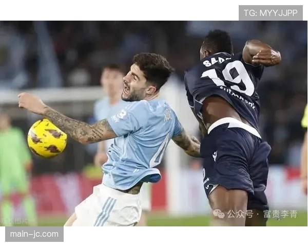 皇家奥维耶多3-0塞尔塔，垫底球队展现顽强斗志